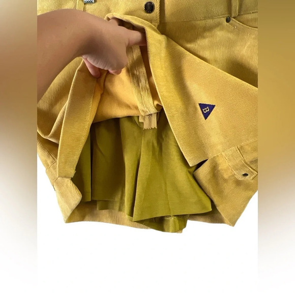 Yellow corduroy mini skirt - Picture 3 of 5